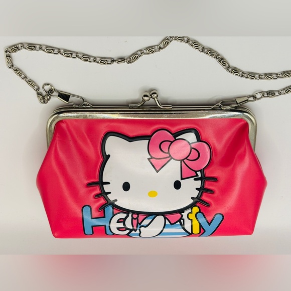 COPY - Girl’s Hello Kitty Pink Chain Bag - Picture 3 of 8
